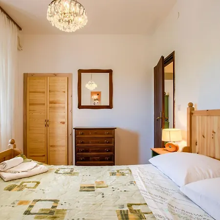 Holiday home Vittorina *