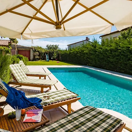 Holiday home Vittorina